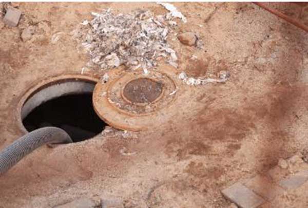 Nguyên nhân khiến bể phốt nhanh đầy hơn bình thường